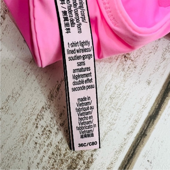 36C Victoria’s Secret T-Shirt Lightly Lined Wireless Bra - Picture 7 of 8